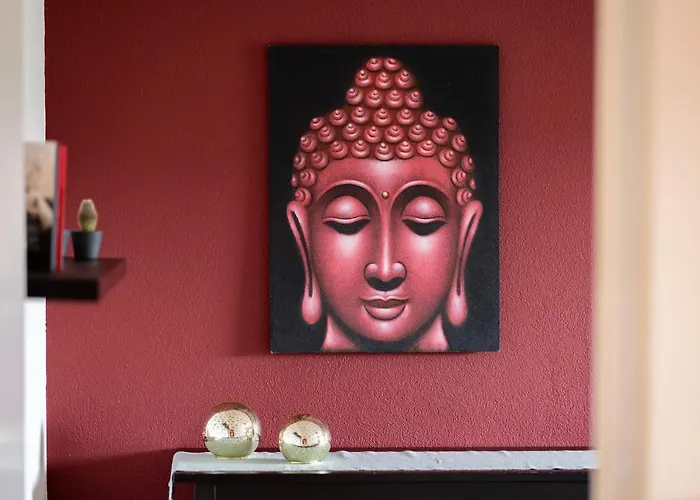 -panorama-bergblick- Dampfbad-dusche Und Aussenbett Flims