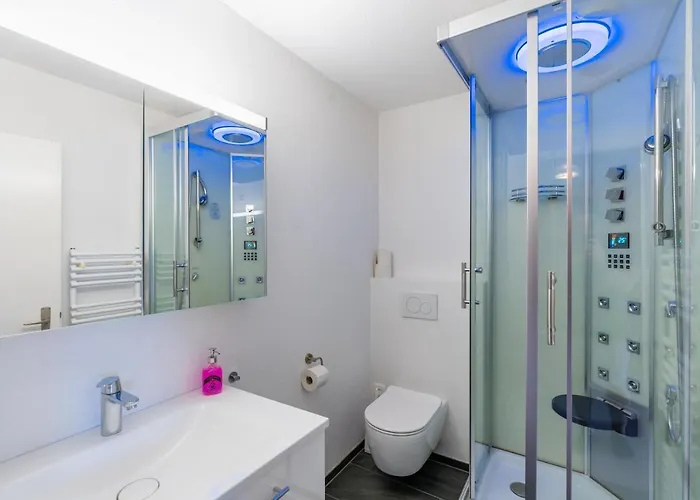 -panorama-bergblick- Dampfbad-dusche Und Aussenbett *